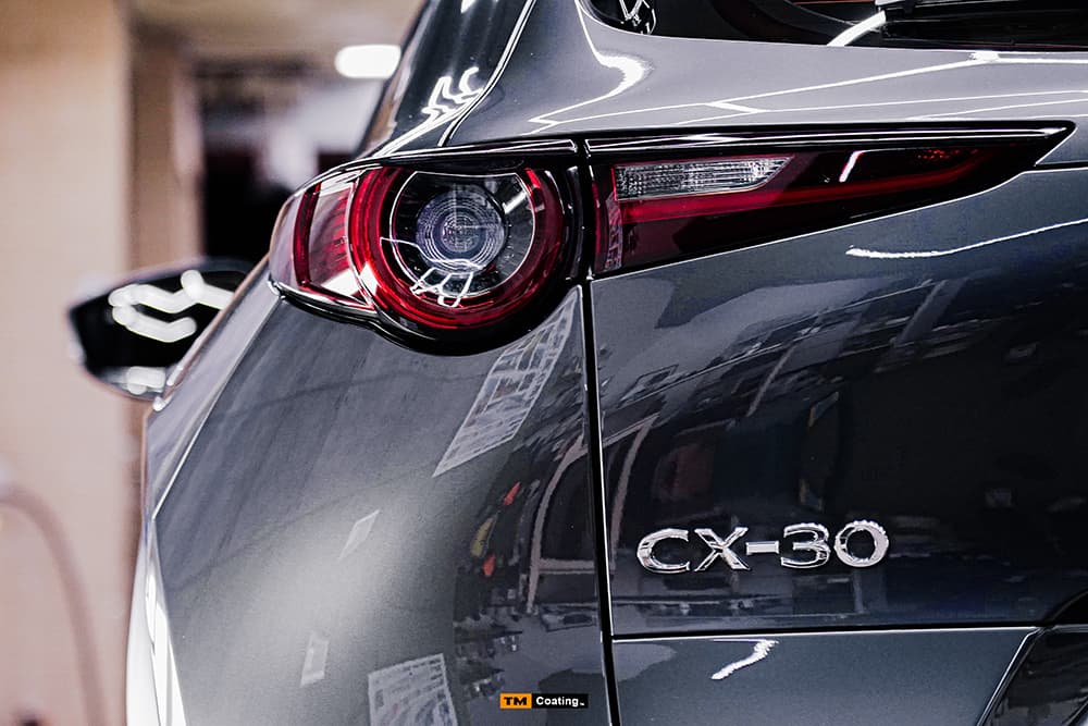 汽車鍍膜 Mazda CX-30 車尾燈與漆面細節完工照